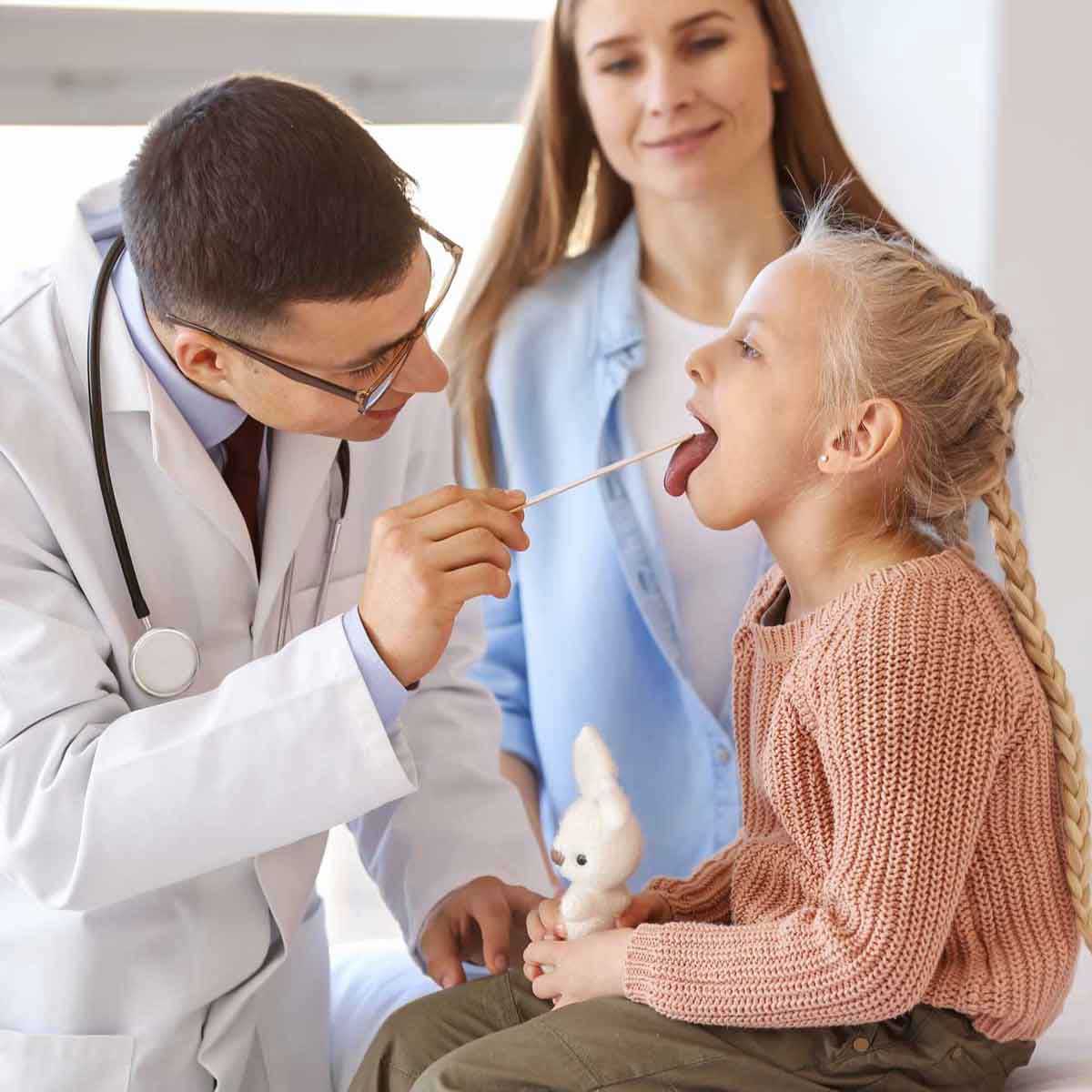 Kinder Behandlung HNO  Halle bei Bielefeld